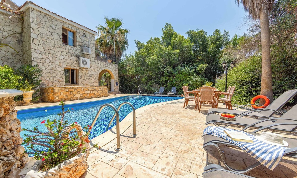 Argaka Villa | Villa Anna Argaka - Three Bedroom Villa, Sleeps 6