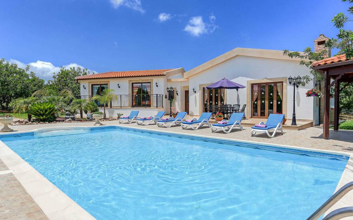 Latchi Villa | Villa Chariklia Neo Chorio