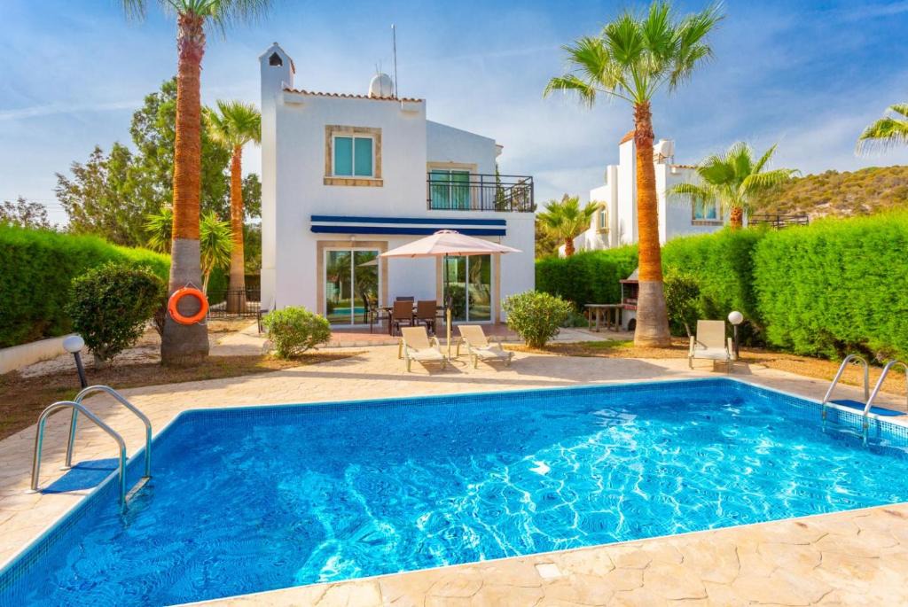 Latchi Villa | Villa Chrysanthemum