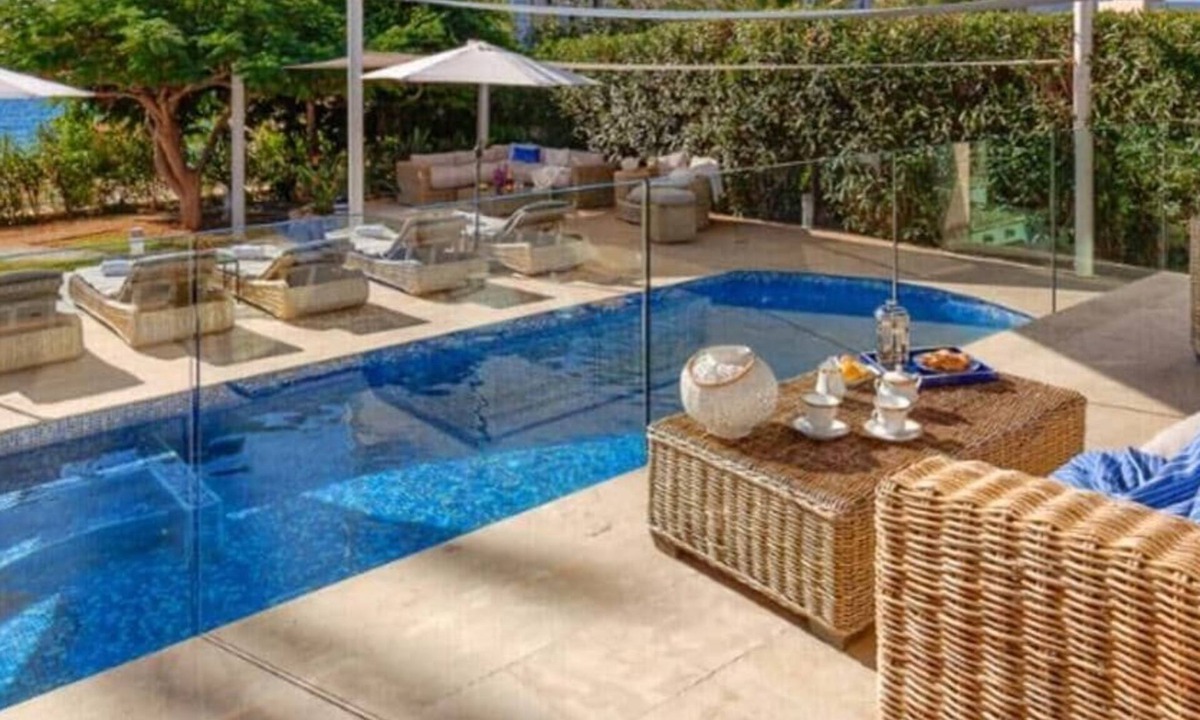 Chlorakas Villa | Villa Cleopatra - Amazing Villa, Only 20 Metres From The Sea