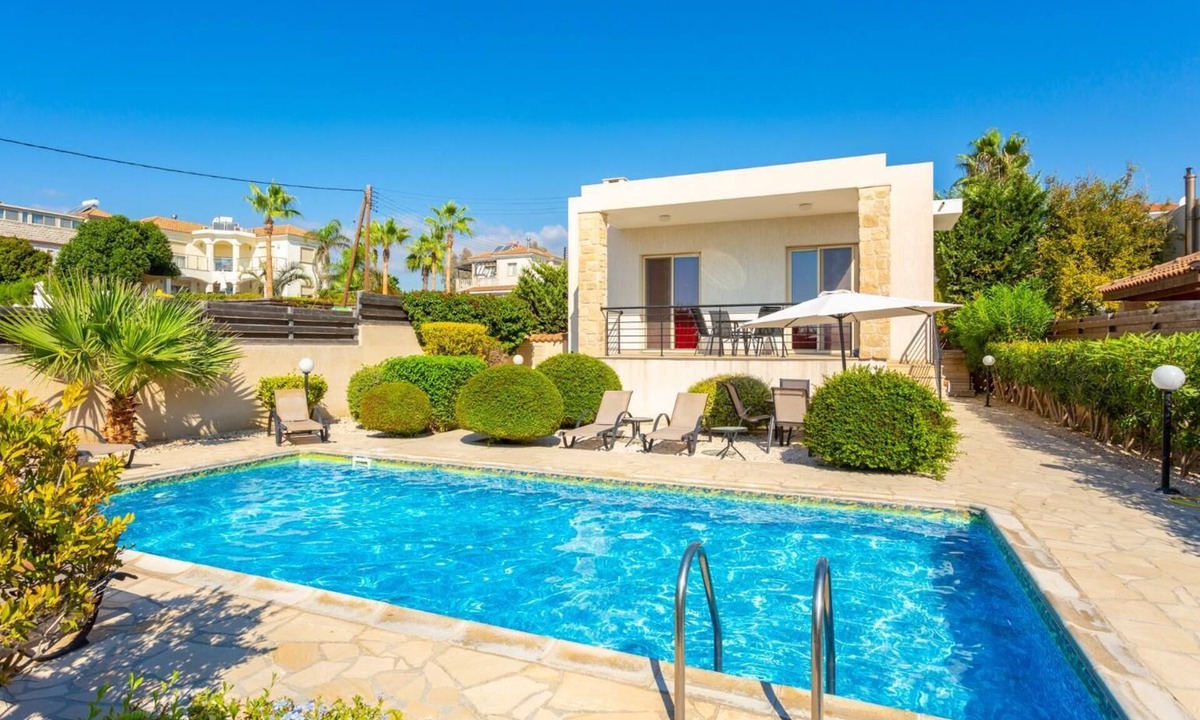 Kissonerga Villa | Villa Felice - Five Bedroom Villa, Sleeps 9