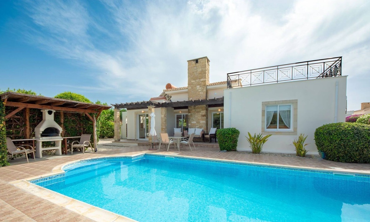 Polis Cottage | Villa Golden Coast 10 - a villa that sleeps 6 guests in 3 bedrooms