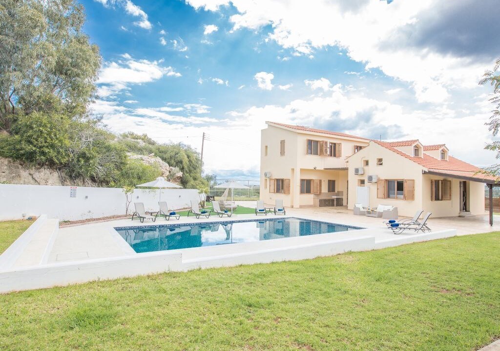 Cape Greko Villa | Villa Konnos View, Stunning 6BDR Villa with Private Pool, Close to Konnos Beach