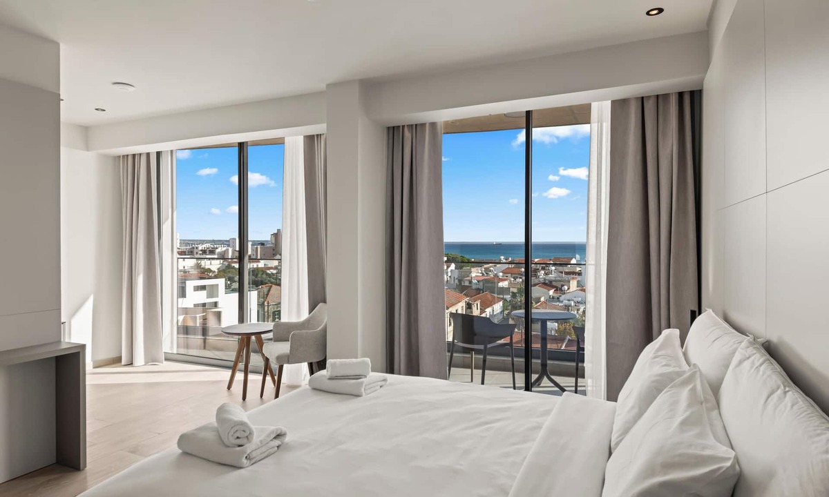 Larnaca City Centre Hotel | Warner Boutique Hotel