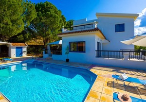 125 m² Villa ∙ 2 bedrooms ∙ 4 guests in Poli Crysochous