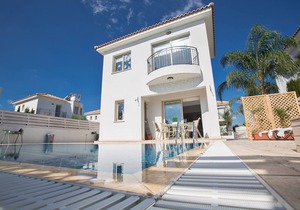 130 m² Villa ∙ 3 bedrooms ∙ 6 guests in Pernera