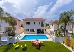 130 m² Villa ∙ 3 bedrooms ∙ 6 guests in Pernera