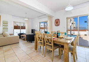 160 m² Villa ∙ 4 bedrooms ∙ 8 guests in Protaras