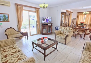 165 m² Villa ∙ 4 bedrooms ∙ 9 guests in Agia Marina Chrysochous