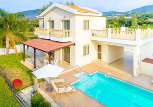 200 m² Villa ∙ 4 bedrooms ∙ 9 guests in Agia Marina Chrysochous