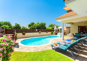 200 m² Villa ∙ 3 bedrooms ∙ 7 guests in Agia Marina Chrysochous