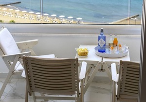 90 m² Apartment ∙ 2 bedrooms ∙ 4 guests in Larnaca