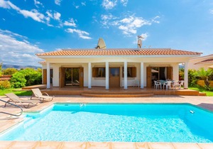 Achilles Beach Villa: Large Private Pool, Walk to Beach, Sea Views, A/C, WiFi, Car Not Required - 2050 in Poli Crysochous