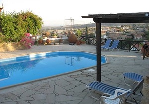Adamos House in Tochni