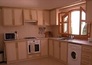 Bungalow With Pool, Mountain And Sea Views, AC, secure WIFI. 10 meter pool. in Catalkoy