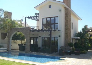 Ionion Beachfront Villa in Ayia Napa