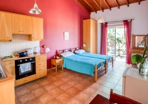 Kate's Studio Apartment 1 by Ezoria in Latchi in Poli Crysochous