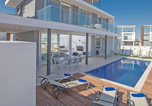 Lovely villa perfect for families, great location in Protaras