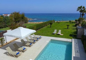 Protaras Beachfront Villa Pietra in Protaras