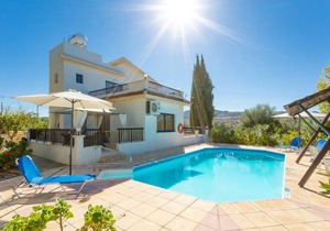 Villa Charoula Ena: Large Private Pool, A/C, WiFi in Poli Crysochous