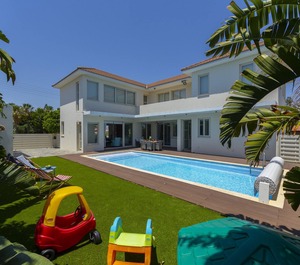 Larnaca Villa 