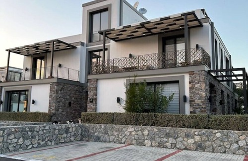 Yesiltepe Apartment | 1+1 Apartment – ​Pool and Peace