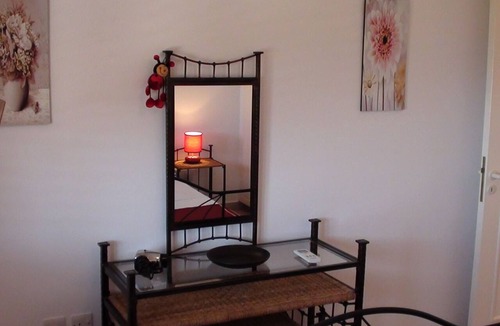 Paphos Apartment | 1 Bed Apartment, Paphos, 2nd Floor, Communal Pool, Sea Views, Nearby tavernas