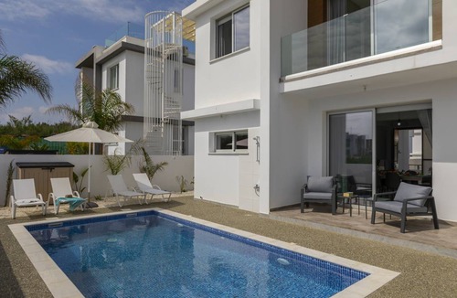 Kapparis Villa | 125 m² Villa ∙ 3 bedrooms ∙ 6 guests