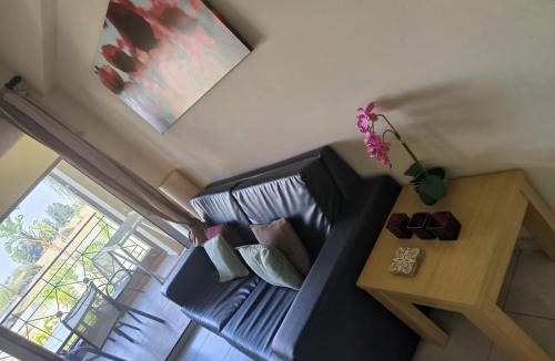 Kiti Apartment | 2 Bed Apartment in Kiti with Communal Pool