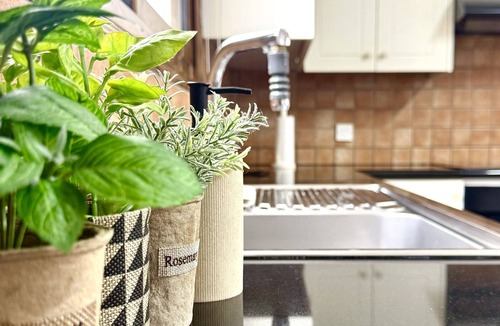 Universal Apartment | 2-bedroom apartment in Universal – Beach & Old Town within walking distance!