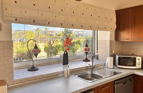 Bouvet Island Apartment | 2 bedroom ground floor apartment in Tatlisu, North Cyprus. communal pools onsite