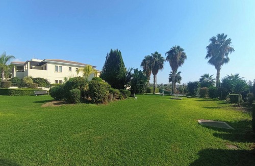 Mandria House | 2 Bedroom House Sleeps 6 - Pool, Hot tub, Garden