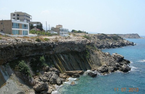 Kucukerenkoy Apartment | Air-conditioned Apartment As Close To The Sea As You Can Get