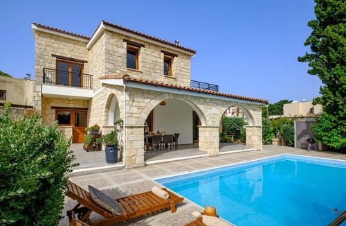 Simou House | Almond Grove Villa by Nomads