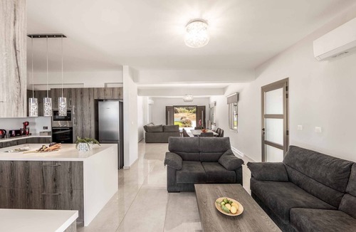 Pomos Villa | Andriana by the Sea - Four Bedroom Villa, Sleeps 8