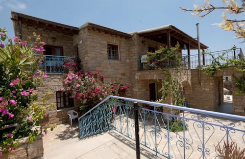 Tochni Apartment | Apartment Adamos House