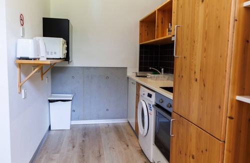 Pentakomo Apartment | Artistic 3-Bedroom Apartment in Limassol, by the Sea