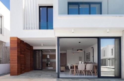 Emba Villa | Avalon 1 villa 6, 3-bedroom Villa with Communal Pool