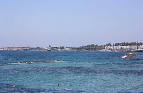 Paphos Apartment | Award winning Limnaria Gardens Kato Paphos Cyprus