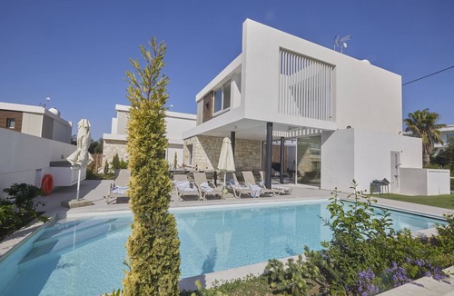 Ayia Napa Villa | Ayia Napa Kube Villa KB2 - a villa that sleeps 12 guests in 5 bedrooms