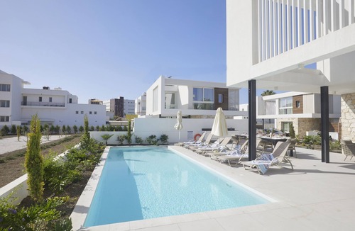 Ayia Napa Villa | Ayia Napa Kube Villa KB2 - a villa that sleeps 12 guests in 5 bedrooms