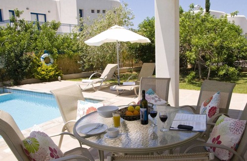 Agios Georgios Pegeias Apartment | Azzurro Holiday Villas Πέγεια