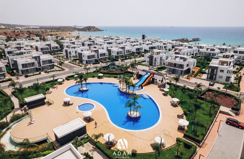 Bogaz Apartment | Beachfront one-bedroom apartment in hotel-like resort in Bogaz