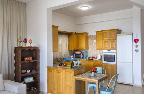 Meneou Villa | Beachfront Villa Meneou 5