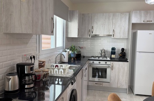 Kyrenia Apartment | Beautiful 1-bedroom flat in Kyrenia, Ardem-10