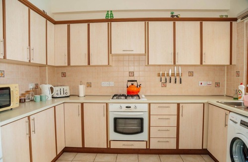 Karavas House | Beautiful 3 bedroom/2 bathroom bungalow with fantastic views!