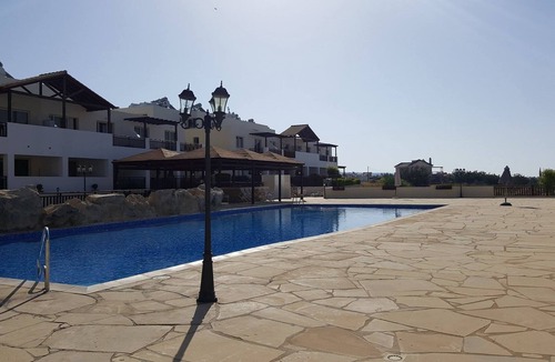 Peyia Town Apartment | Beautiful studio with shower room, full kitchen, poolside, FREE WIFI