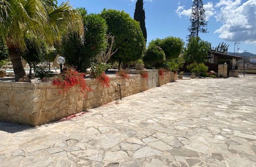 Peyia Town Villa | Beautiful, Unique, 'stone-built villa on the outskirts of Peyia