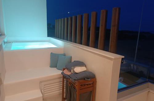 Pervolia Villa | Blue Aura Beach villa Larnaca