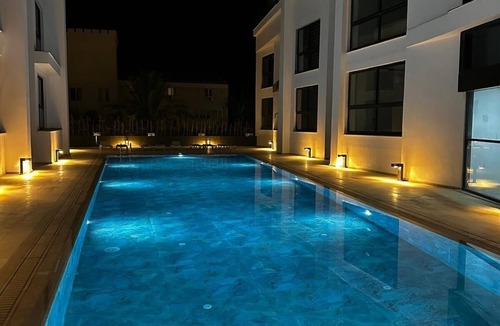 Kyrenia Apartment | Charming 2-bedroom & 2-bathroom apartment with AC, WiFi in Girne/Kyrenia TRNC